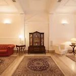 Hotel Laurentia 3*
