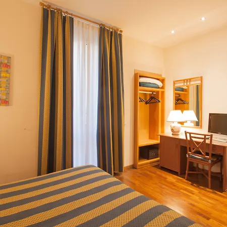 Hotell Laurentia 3*