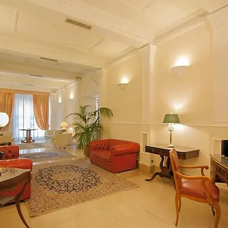 Laurentia Hotel