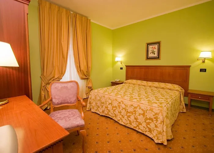Hotel Laurentia 3*