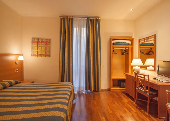 Laurentia Hotel