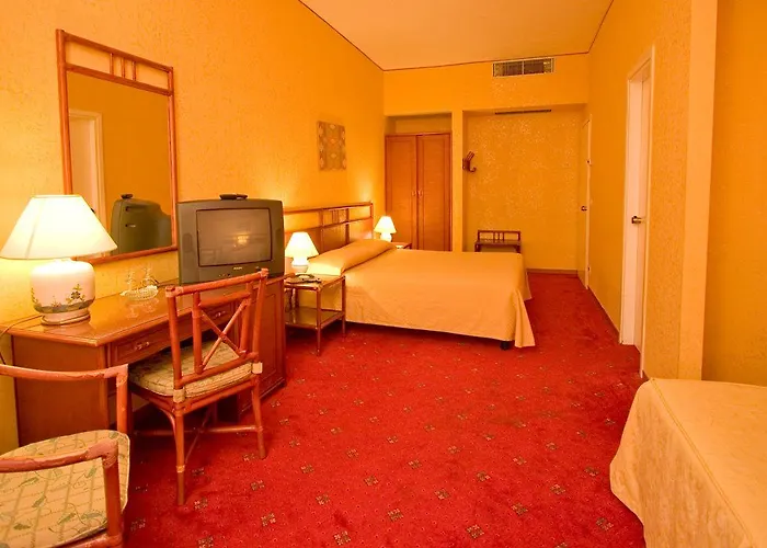 Hotel Laurentia 3*