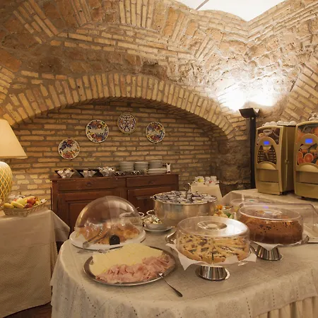 Laurentia Hotel